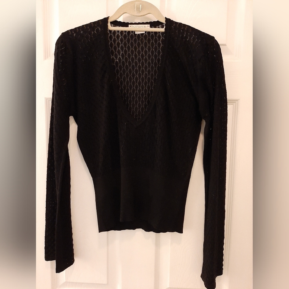 John Smedley lace pullover sweater - medium - flaired sleeves